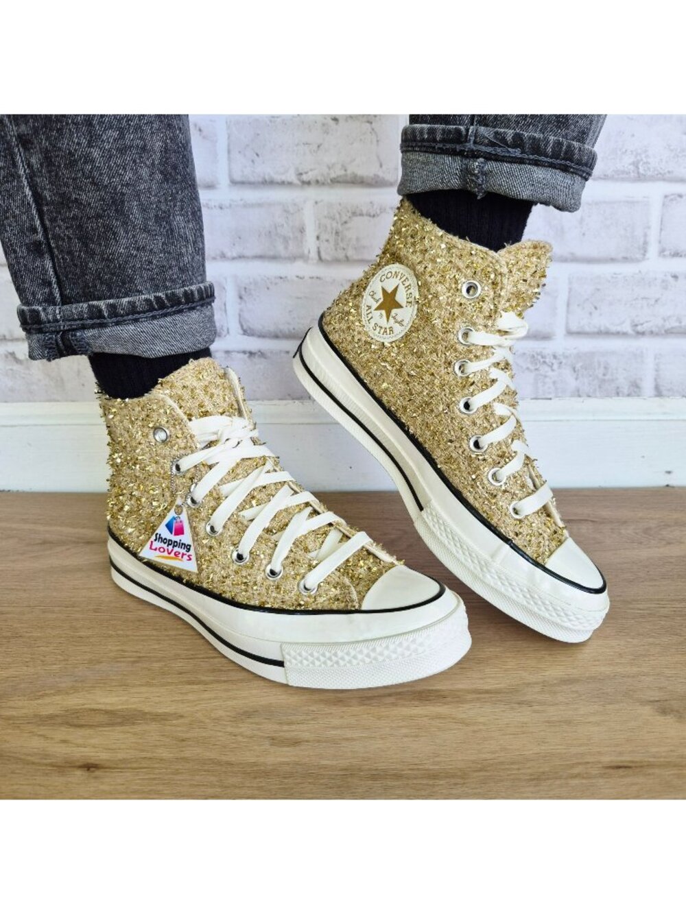 ⭐Converse Chuck 70 Hi Metallic Sz 7.5 Women's shoes Sneakers Gold White A16401C